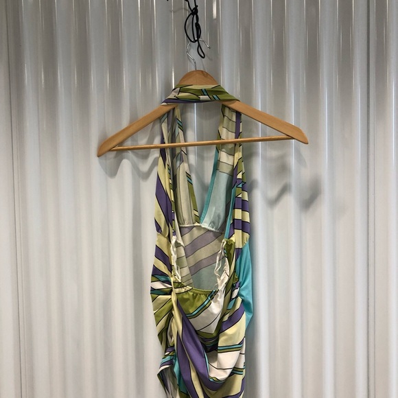 HALTER TOP with class - Picture 2 of 4